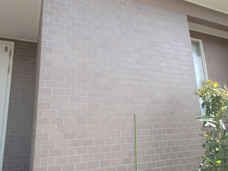 千葉市緑区　屋根塗装　外壁塗装　バルコニー防水　外壁点検　外壁（タイル調サイディング）の色褪せ