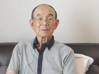 インタビュー中のお客様