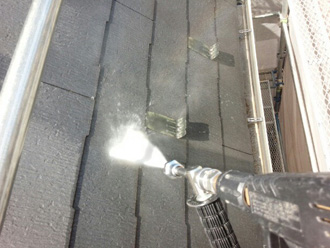 江東区　屋根塗装の高圧洗浄