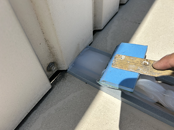 ヘラ均しによる成形