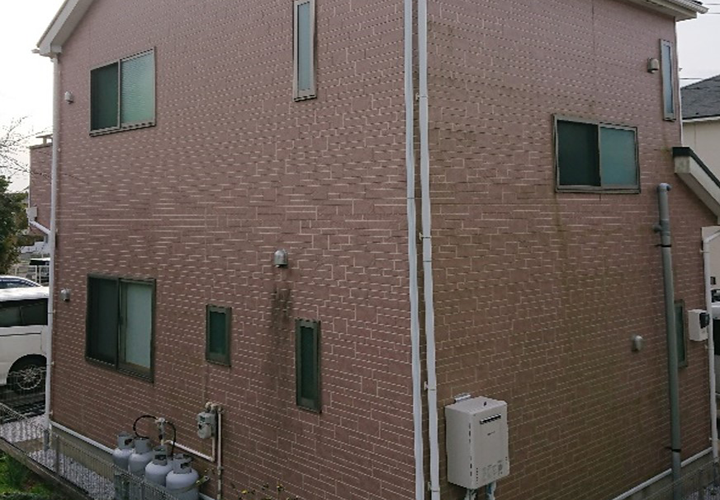 横浜市栄区本郷台にて窯業系サイディングの外壁メンテナンスのお問い合わせ、築10年程でチェックしたい塗膜の劣化を調査しました
