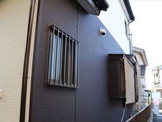 屋根塗装と外壁の張り替え工事は一緒に施工可能です