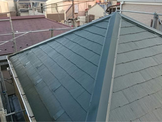 屋根塗装完工　サーモアイ4F　クールモスグリーン