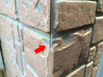 杉並区永福にて築15年が経過した窯業系サイディングの点検、コーナー部分の亀裂には要注意です
