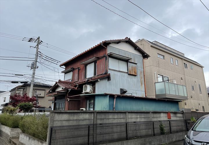 江戸川区江戸川にて築50年が経過した木造住宅の外壁調査を実施