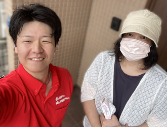 I様とスタッフ