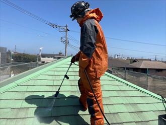 富津市大堀で、遮熱塗料と超低汚染塗料を使用しての屋根と外壁塗装工事を行わせていただきました
