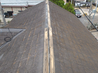 市川市中国分にて築19年になる化粧スレート屋根、サーモアイSiを使用して塗装工事を行いました