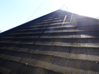 館山市下真倉にて築15年になる化粧スレートの屋根をサーモアイSiで屋根塗装工事を行いました