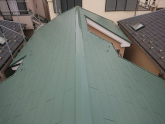 屋根塗装　クールミラノグリーン
