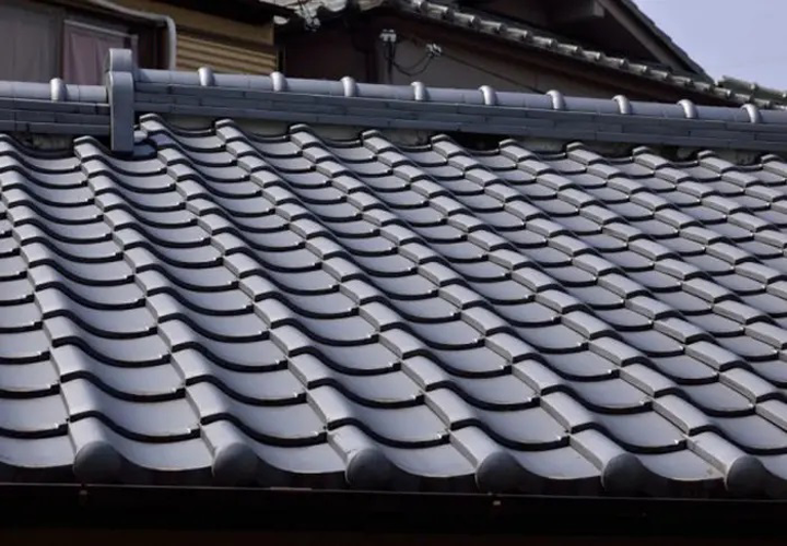 瓦が使用されている屋根