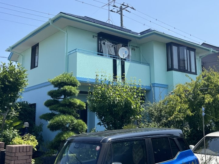 袖ヶ浦市のぞみ野にて築30年お住まいにSK化研プレミアム無機塗料を用いた外壁塗装と屋根塗装工事を行い美観回復
