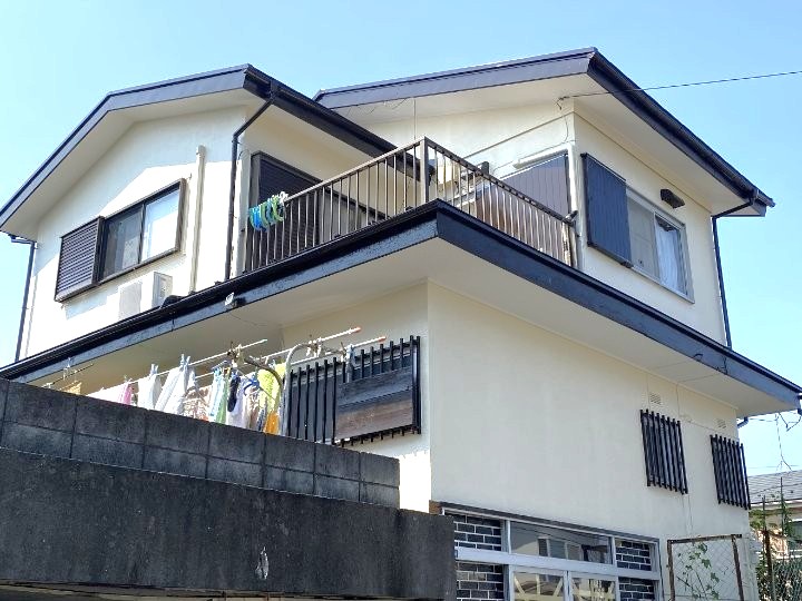 木更津市清見台にて「屋根塗装＋パーフェクトトップによるモルタル外壁塗装工事」で美観を回復