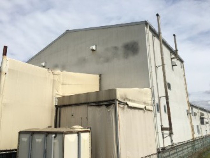 塗装工事前のALC外壁
