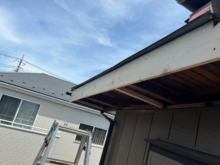 破風板の新設と確実な固定