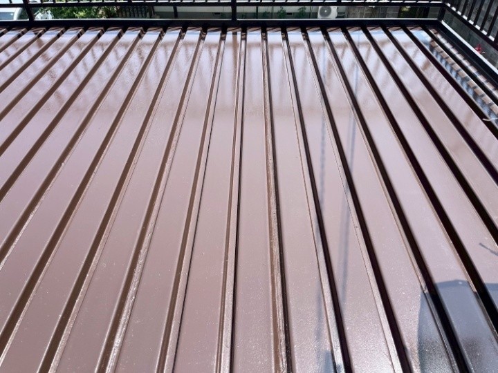 「鉄骨溶接補強工事と鉄部塗装工事」を実施した鉄骨床面