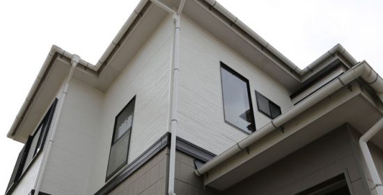 八街市にて2階外壁塗装と幕板塗装が終わりました