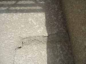モルタル壁爆裂