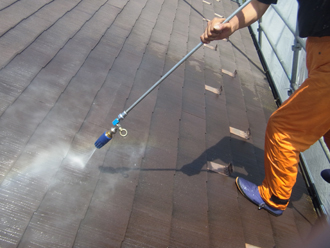 新宿区　外装リフォーム　屋根の高圧洗浄