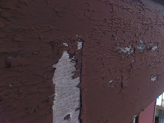三鷹市　外壁塗装事前調査　破風板の塗膜剥がれ