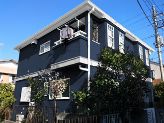 横浜市港北区　屋根塗装　外壁塗装　サーモアイ４Ｆ　エラストコート　外壁の色　ネイビー　グレー　AC47-N-（幕板）