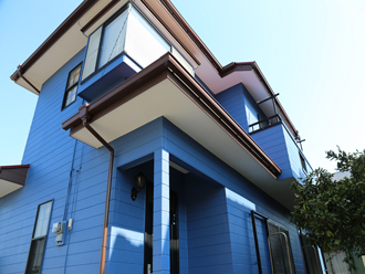 長生郡白子町　屋根塗装　外壁塗装　屋根の色　ヤネフレッシュSi　マルーン　外壁の色　水系ファインコートシリコン　日塗工　H75-40L