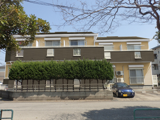 千葉市中央区　アパート屋根塗装　アパート外壁塗装　イエロー系×ブラウン系　ツートン