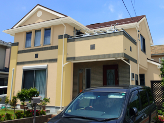 横須賀市　屋根塗装　外壁塗装　カラーシミュレーション　色決め　エラストコート　サーモアイSi　外壁・柱：957　帯：B102　　屋根：クールチョコ