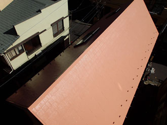 屋根塗装完工　サーモアイ4F　クールビンテージローズ