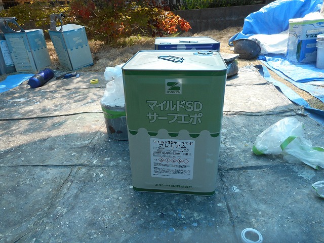 熊本市南区白藤でサイディング外壁の下塗りを行いました。