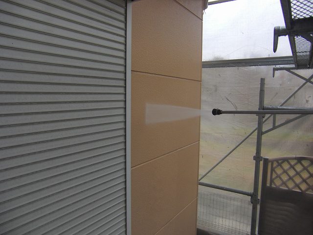 熊本市東区で外壁塗装工事（ガイナ）を行いました。