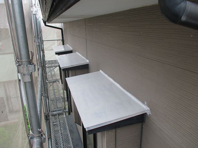 庇板金錆止め