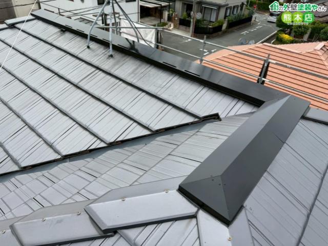 【合志市】コーキングの割れが気になるとご相談。現場調査で「屋根は塗装不要」と判明した理由