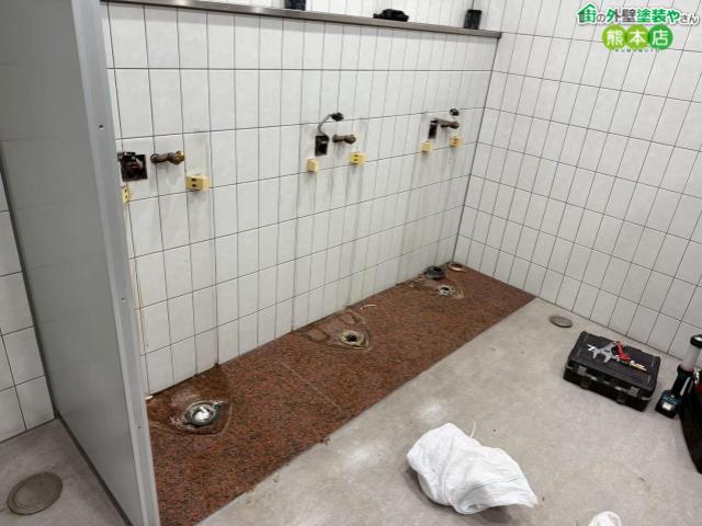 熊本市東区エディオン熊本本店旧小便器撤去後