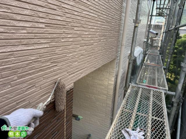 熊本市南区外壁中塗り2