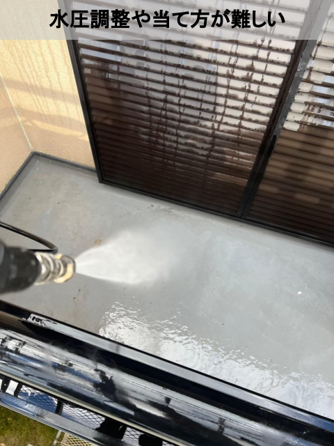 高圧洗浄はプロにおまかせ！熊本市中央区にて経年で劣化した1軒家塗装工事前の高圧洗浄