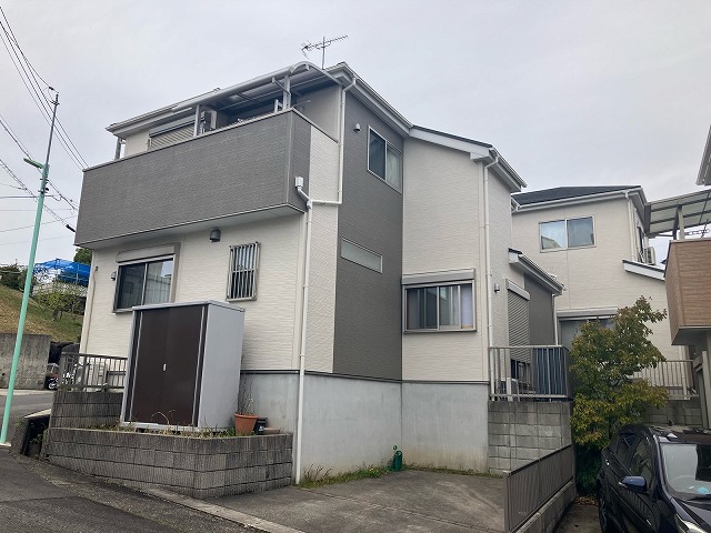 名古屋市緑区で外壁塗装・屋根塗装、色あせた外壁と屋根を整え土間コンクリートも洗浄