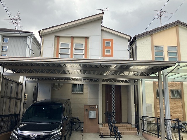 名古屋市北区　築12年パミール屋根の剝離対策｜カバー工法と太陽光復旧の施工事例