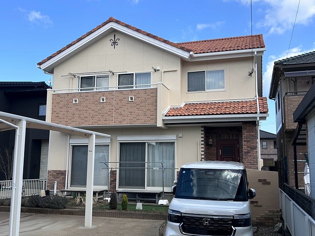 名古屋市名東区　塀塗装｜ジョリパット改修用塗料で行う塗装工事と施工工程解説