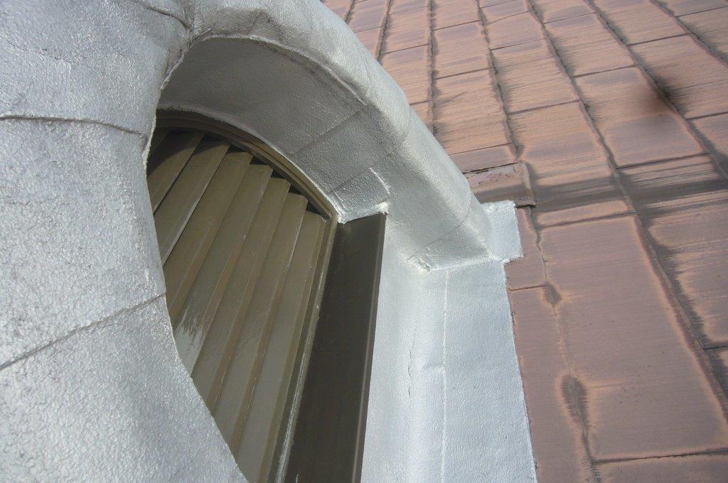屋根 換気用小屋
