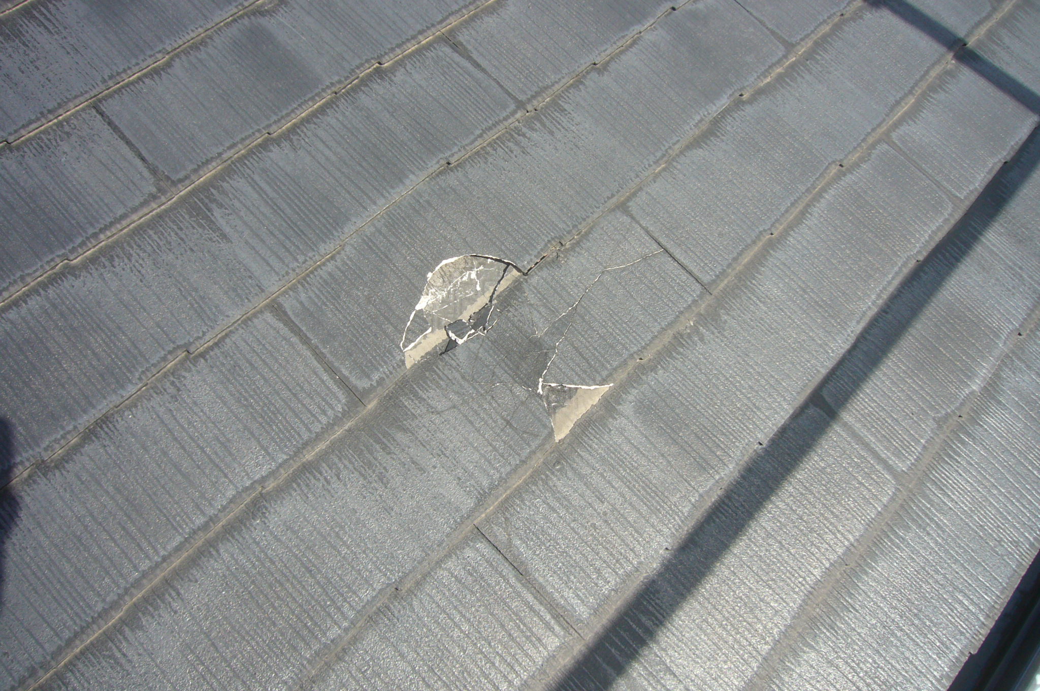 屋根材破損