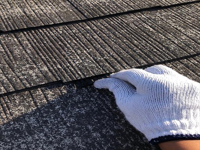 吹田市の方々へ。雨漏りリスクを軽減！屋根塗装に欠かせないタスペーサーの役割とメリット