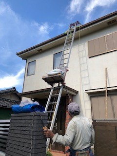 吹田市：地震にやられてしまって、屋根と外壁をなおしてほしいのですが、、、