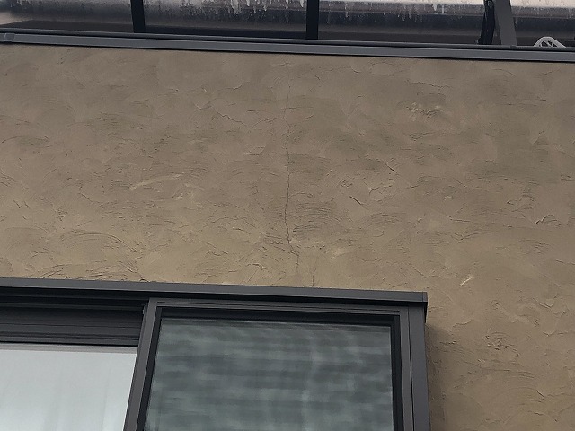 モルタル　ヘアークラック