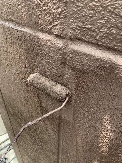 外壁塗装 中塗り