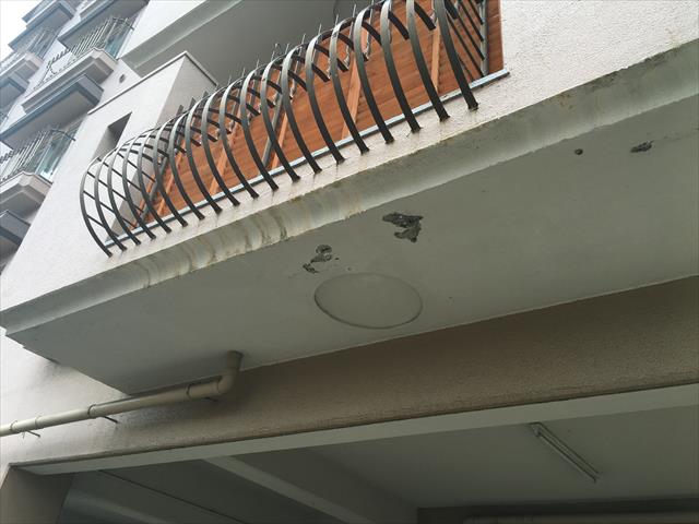 バルコニー軒下 欠損