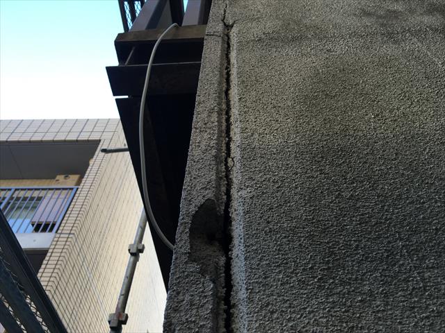 外壁クラック、欠損