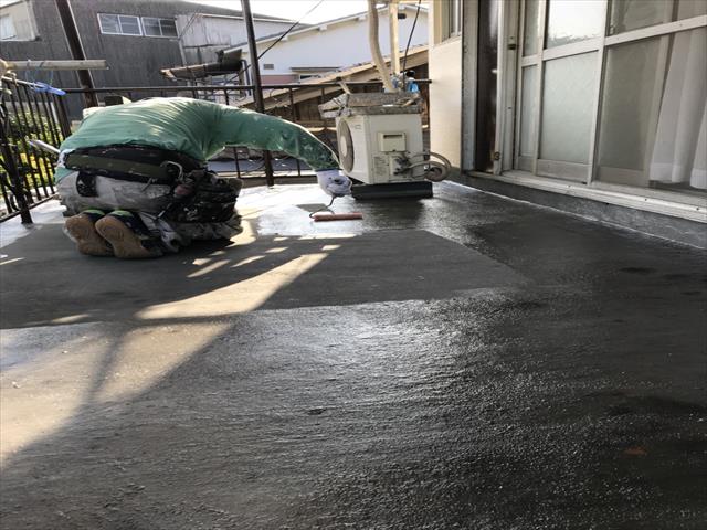 ウレタン防水 プライマー塗布