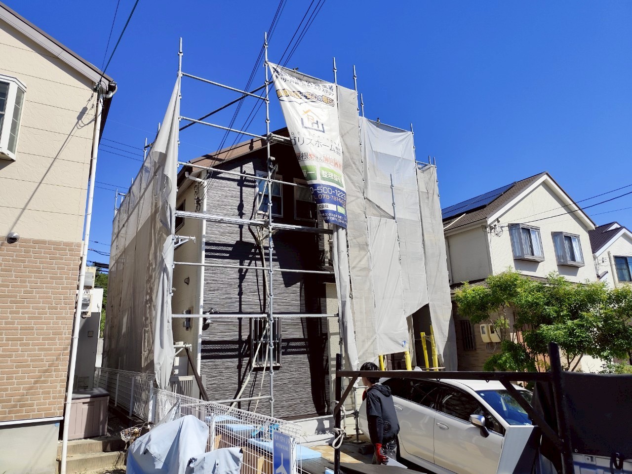 茨木市の外壁工事で足場設置から透湿防水シート・窓まわり施工まで進めた現場