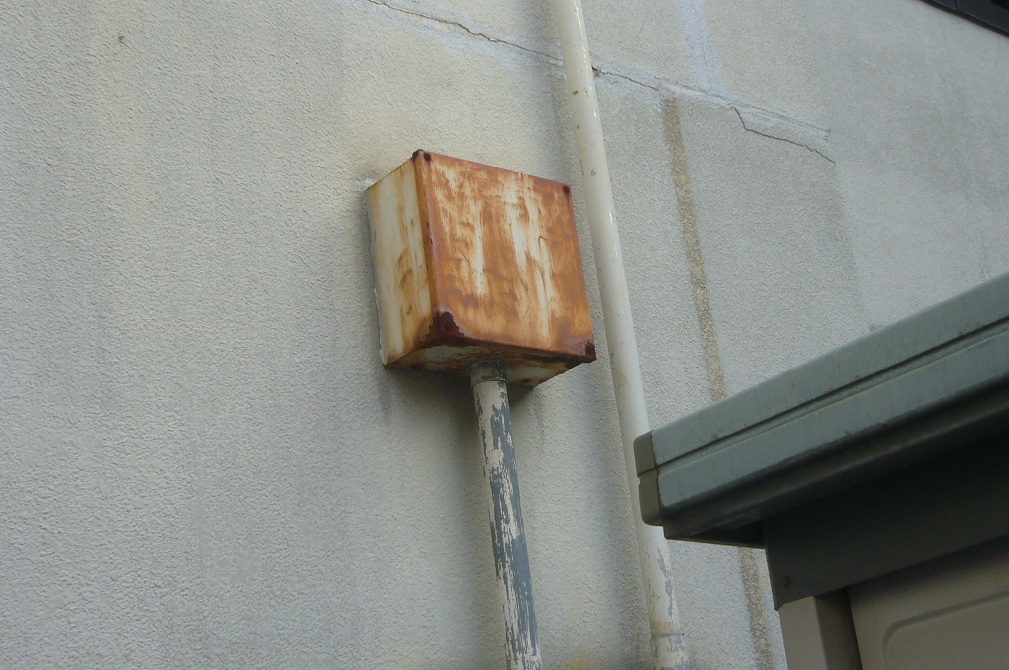鉄部の錆びに注意。